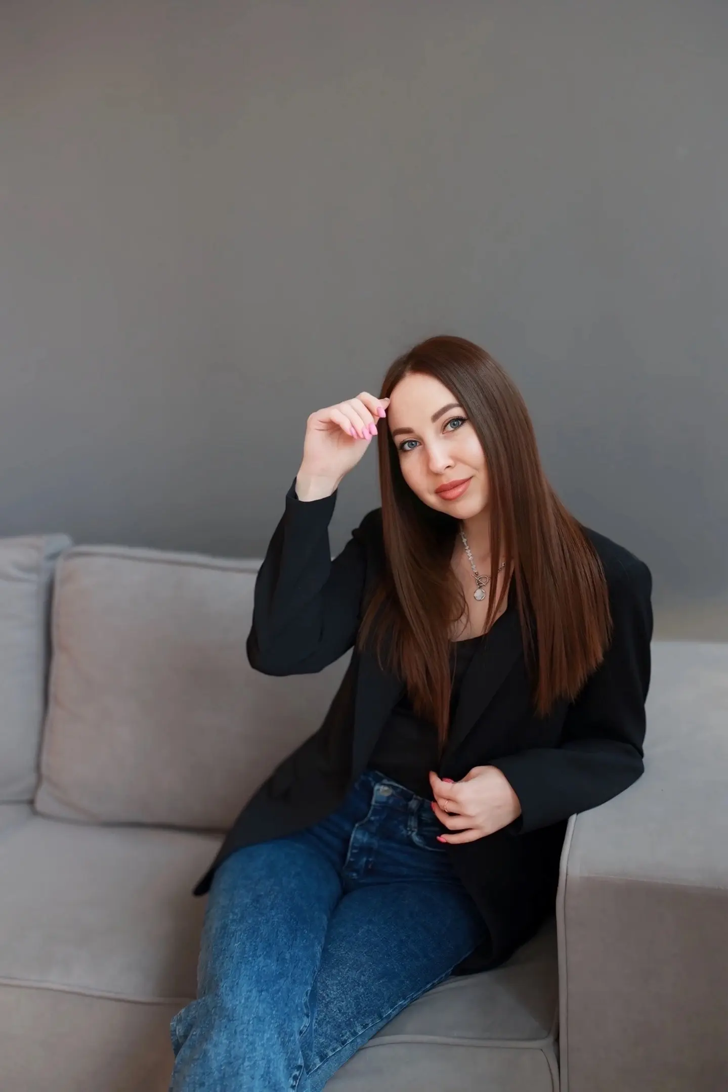 Перманентный макияж бровей — мастер